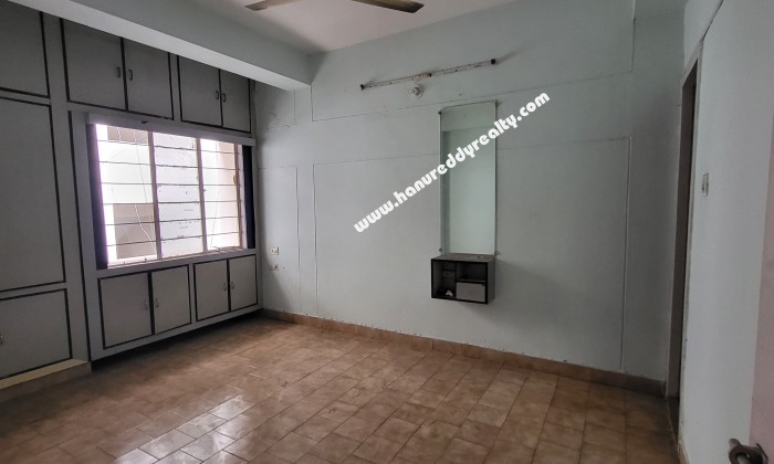 2 BHK Flat for Sale in B S Layout